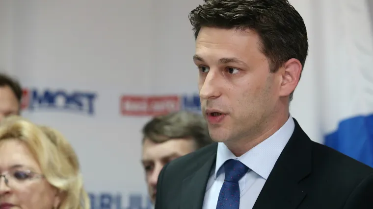 Petrov: 'Ako Ore&scaron;ković padne, na ekranu u Saboru čitat ćete popis političkih mrtvaca'