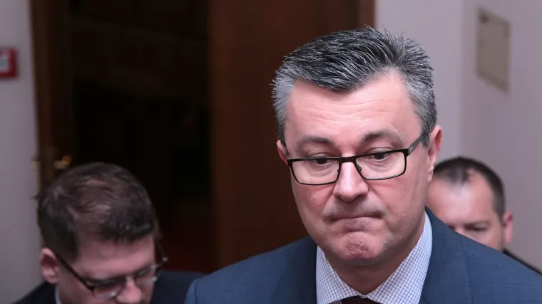 HDZ predao zahtjev za opozivom: 'Ore&scaron;kovićev tajanstveni sastanak u SOA-i je bio uvod u uspostavu kancelarske diktature'