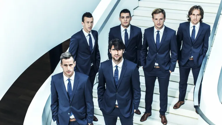 Vatreni su na jedno prijepodne nogometni travnjak zamijenili svjetlima reflektora