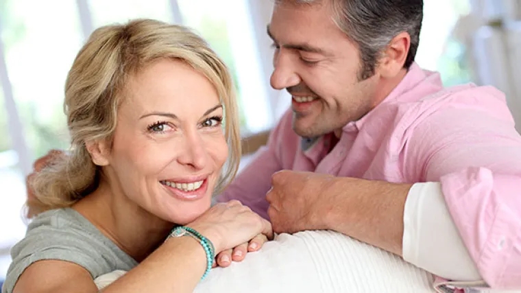 Menopauza - kako olak&scaron;ati simptome prirodnim pripravcima