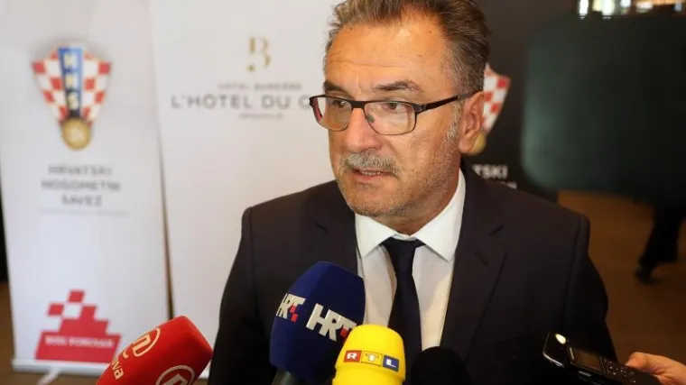 'Nikoga se ne trebamo bojati, svi igrači žele izaći iz sjene Vatrenih iz 98.'