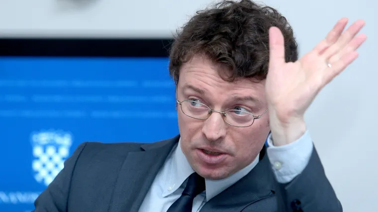 &Scaron;ustar: 'Razrje&scaron;enje Jokića vi&scaron;e ne može čekati, kurikularna reforma se nastavlja'