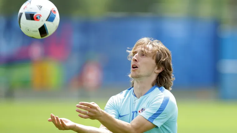 Modrić ne gubi nadu: 'Želim osvojiti ili napraviti ne&scaron;to veliko s Hrvatskom'