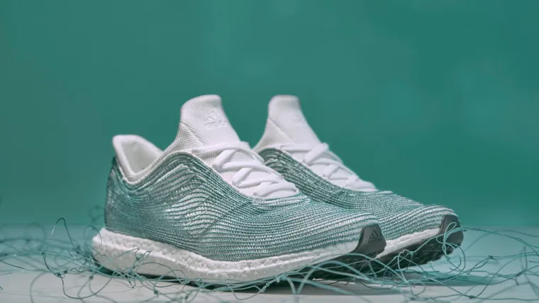 Stigle Adidas tenisice napravljene od plastike skupljene s dna oceana