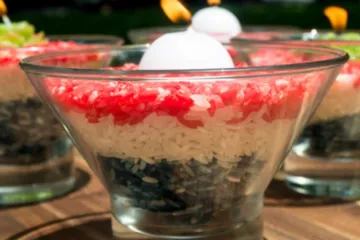 Napravite prekrasnu dekoraciju i budite sigurni da ćete rastjerati komarce