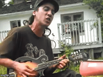 Njegov ra&scaron;pasti glas i strast ne&scaron;to je &scaron;to nikada nećete čuti na radiju