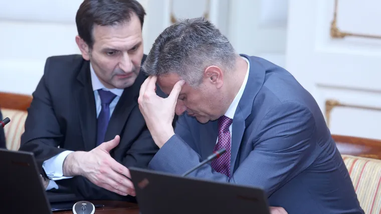 Glas Koncila o&scaron;tro napao Karamarka: 'Stalo mu je samo do vlastitih interesa i te&scaron;ko &scaron;teti Hrvatskoj'