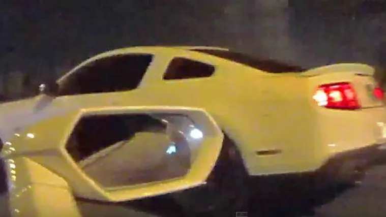 Po ulicama u Dubaiju deseci divljaka vozili i vi&scaron;e od 300 km/h