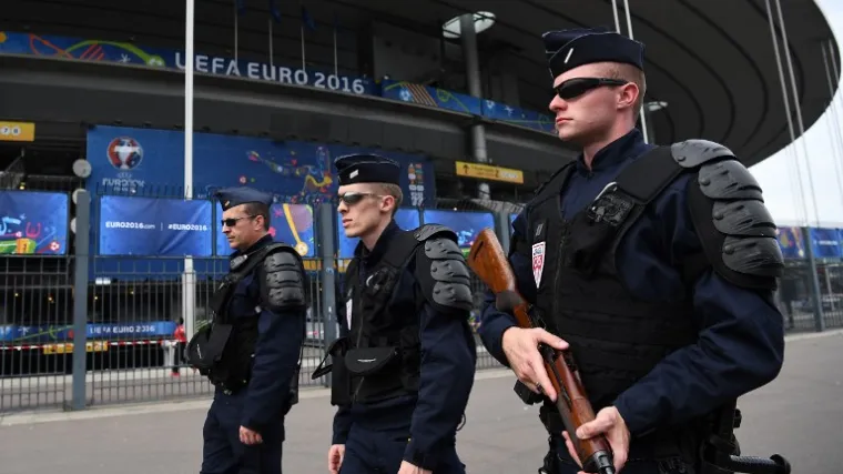 Uoči utakmice &Scaron;vedske i Irske pronađen sumnjivi paket