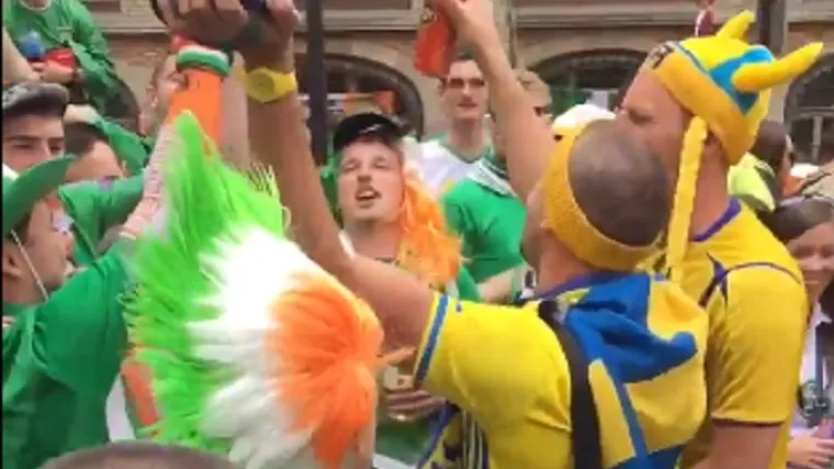 &Scaron;vedski i irski navijači odu&scaron;evili zajedničkom pjesmom
