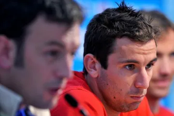 Srna napustio kamp Vatrenih i privatnim avionom odletio na sprovod svom ocu u Metković