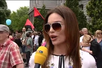 Severina ukorila političare i poručila: 'Suprug i ja bodrimo repku i vjerujemo u ljubav u svim oblicima'