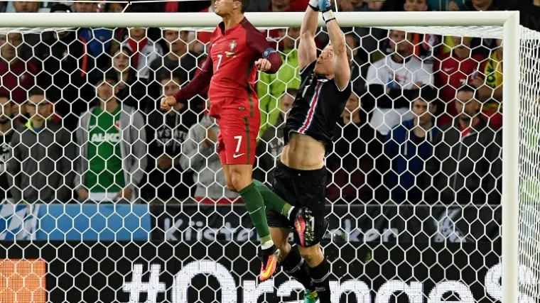 Čudesni Halld&oacute;rsson, Bjarnason i Island &scaron;okirali Ronalda i dru&scaron;tvo