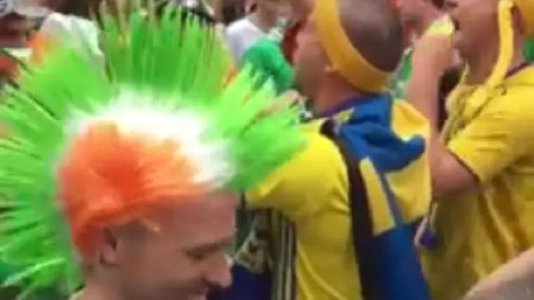 Dok se Englezi i Rusi mlate, irski i &scaron;vedski navijači zajedno pjevaju - ABBA-u!?