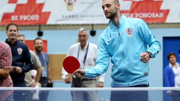 Brozović novinaru pokazao svoj skriveni talent