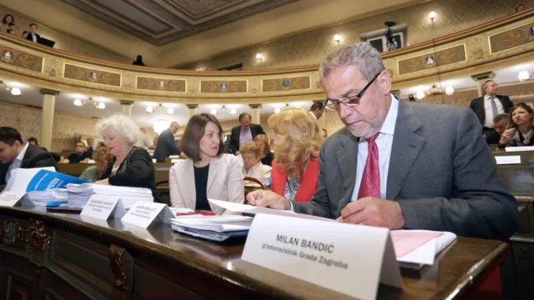 'Va&scaron; prosvjed je politički. Stanje u vrtićima je takvo da bih se rado vratio tamo'