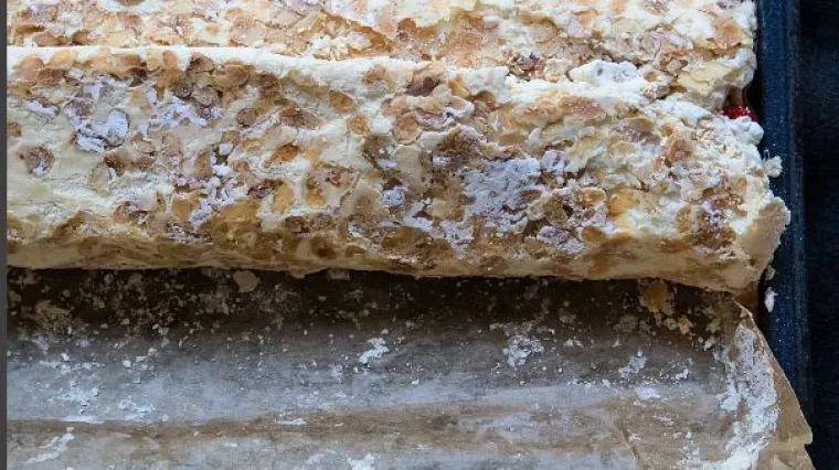 Nismo sigurni je li ovo &scaron;trudl ili pita ili ne&scaron;to treće - najbolje bi bilo da probamo