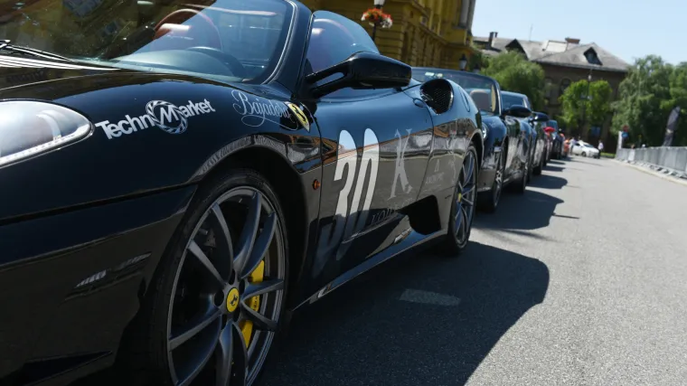 Nekoliko milijuna eura protutnjalo hrvatskim cestama: čitav vikend jurili 'bolesno' skupi automobili