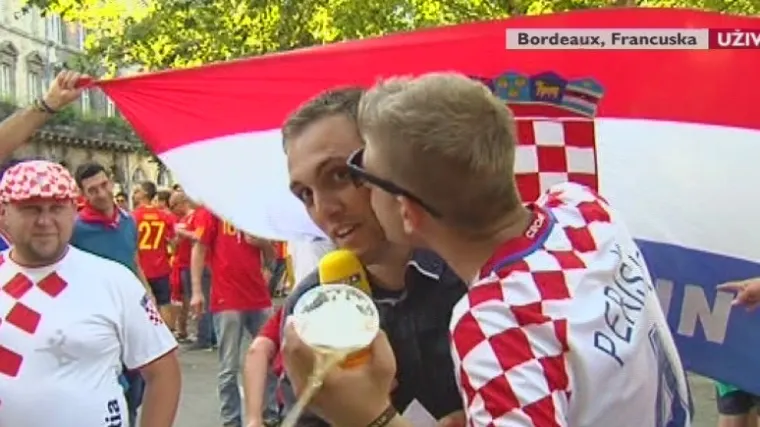 Navijači zaista vole RTL-ove reportere: pogledajte njihovo 'zajedničko javljanje'!