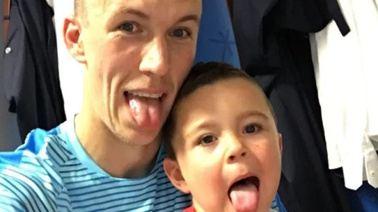 Vatreni na dru&scaron;tvenim mrežama slave pobjedu, javio se i otpisani Lovren