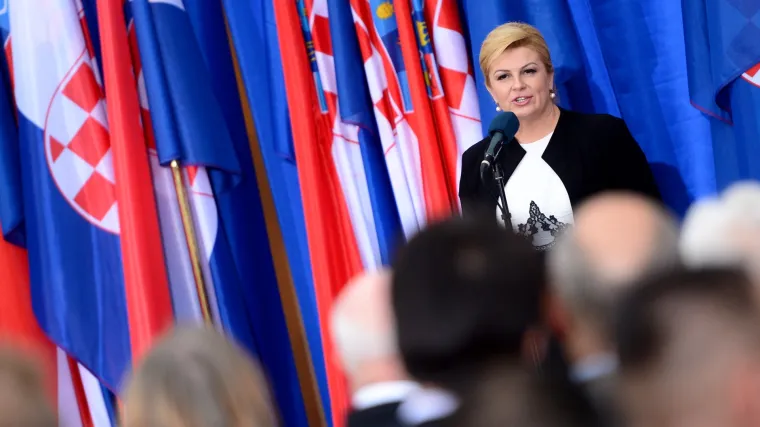 Grabar-Kitarović: 'Puno toga smo postigli u proteklih 25 godina, no moramo se ostaviti pro&scaron;losti'