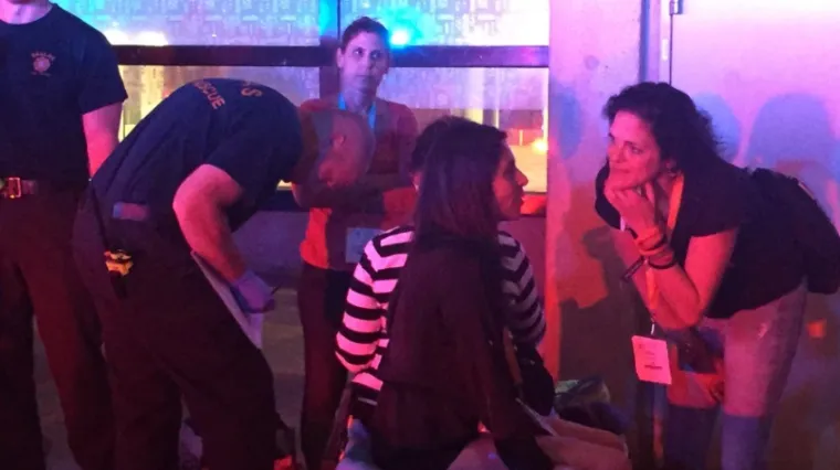 Koračanje po vrućem ugljenu: 'oslobodili vatru u sebi' pa zavr&scaron;ili u bolnici!