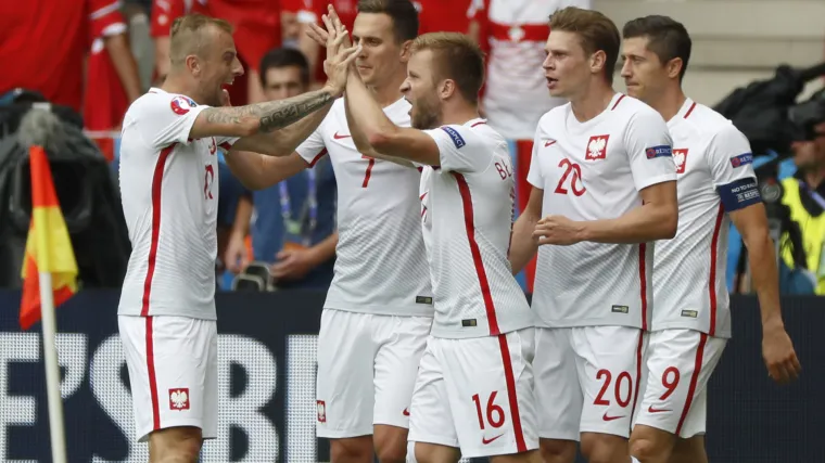 Poljaci nakon boljeg izvođenja jedanaesteraca postali prvi četvrtfinalisti Eura