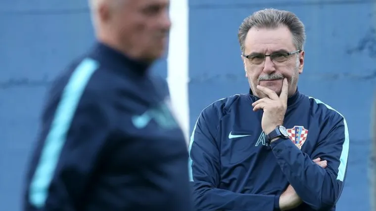 'Predugo je čekao sa zamjenama, Pjacu je definitivno prekasno bacio u vatru'