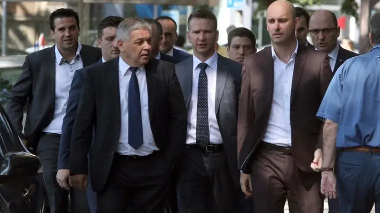 Dva ministra odustala od kandidature za predsjednika stranke