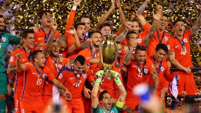 Čile preko penala do trofeja, Argentina još jednom pala u finalu