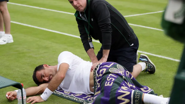 Kuznjecova izbacila Wozniacki, igra se samo na centru: Dodig i Berdych nastavljaju u srijedu zbog ki&scaron;e