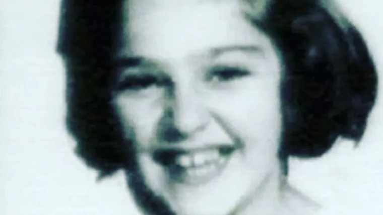 Djevojka s fotografije danas je plavu&scaron;a i za nju zna čitav planet!