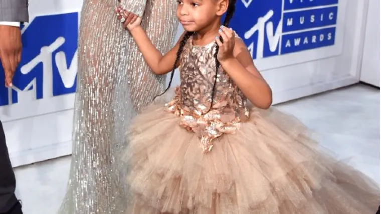 Preslatka haljina koju je Blue Ivy nosila na dodjeli VMA vrijedi vi&scaron;e nego jedna prosječna godi&scaron;nja plaća