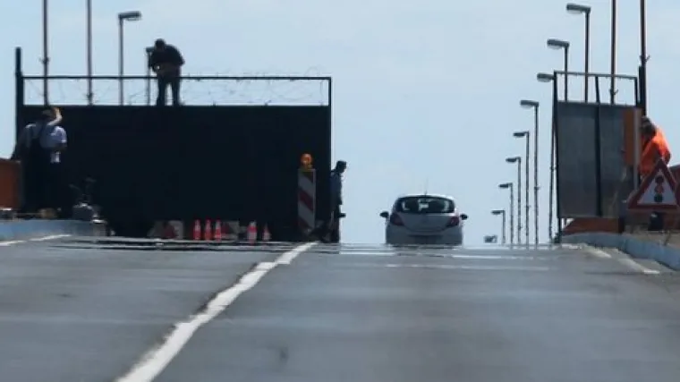 Postavljena metalna ograda na graničnom prijelazu Batina