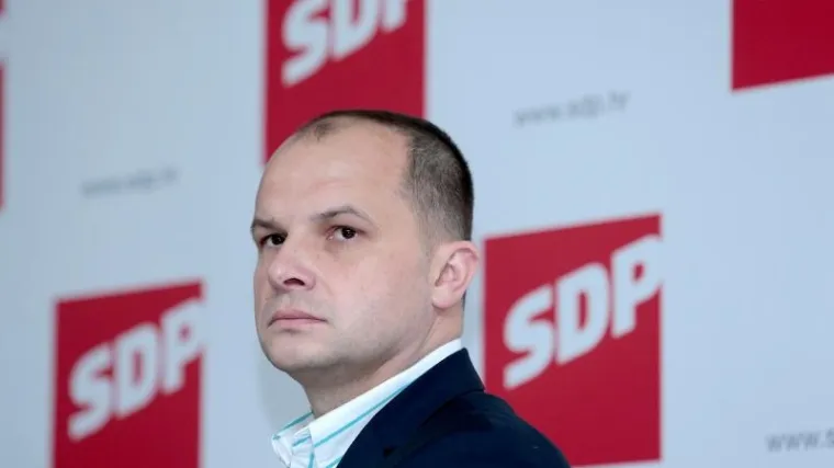 'SDP pregovara s HSS-om. Nudimo im odgovornost za selo u idućoj vladi'
