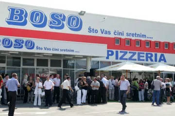 Nakon što odrade i do 10 sati u trgovini, radnice tjeraju na nezamislive stvari