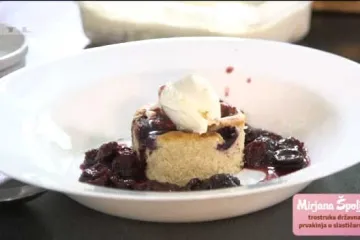 Mirisni kolač od trešanja i mascarponea: zapišite recept najbolje hrvatske slastičarke