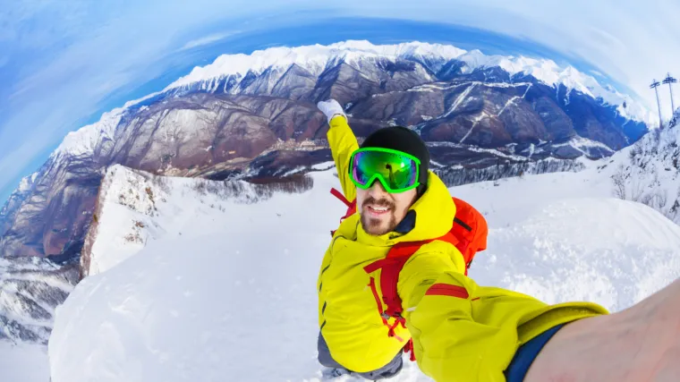 Njemački turist žrtva selfieja u Machu Pichuu: naginjao se na litici kako bi izgledalo kao da leti