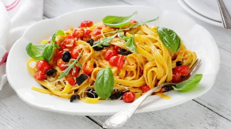 Supermama ponovno u lovu na jeftine namirnice: na meniju su bile tjestenina i pizza sa srdelama