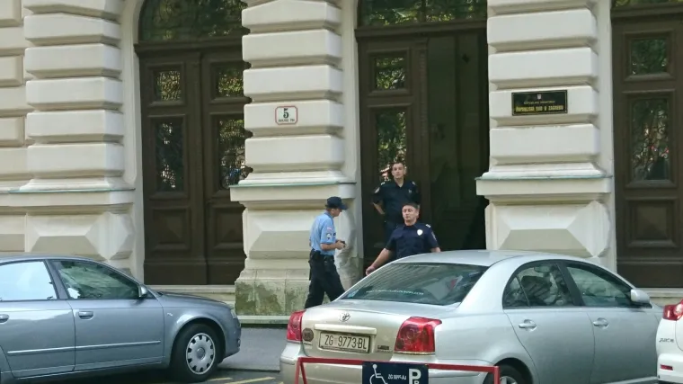 Evakuiran Županijski sud u Zagrebu, policija pretražuje zgradu