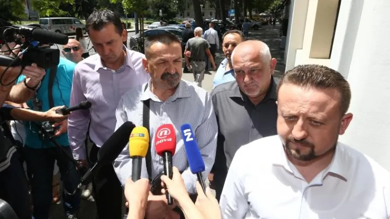 'Ako bude pameti, nećemo ići s Tepe&scaron;om i Ćorićem'