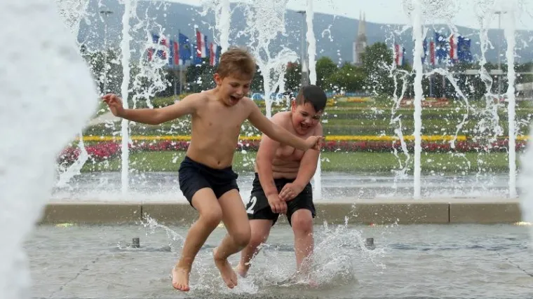 Do kraja tjedna temperature idu preko 30, no bit će i prolaznog iznenađenja