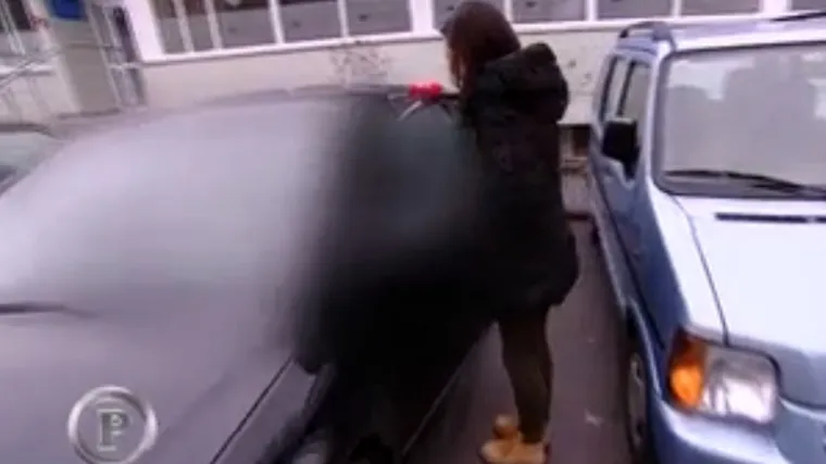 Evo kako je završio onaj bahati muškarac koji je bijesnim autom dolazio po ručak u pučku kuhinju