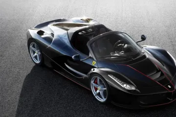 Ferrari objavio fotografije cabrio verzije svog modela LaFerrari
