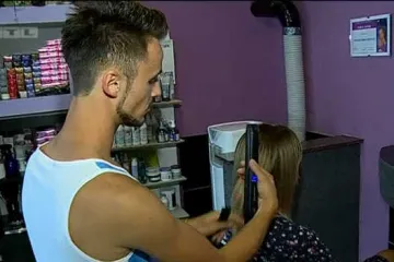 Ljubav je na selu: farmer frizer očarao hrvatske žene i dobio čitav naramak pisama