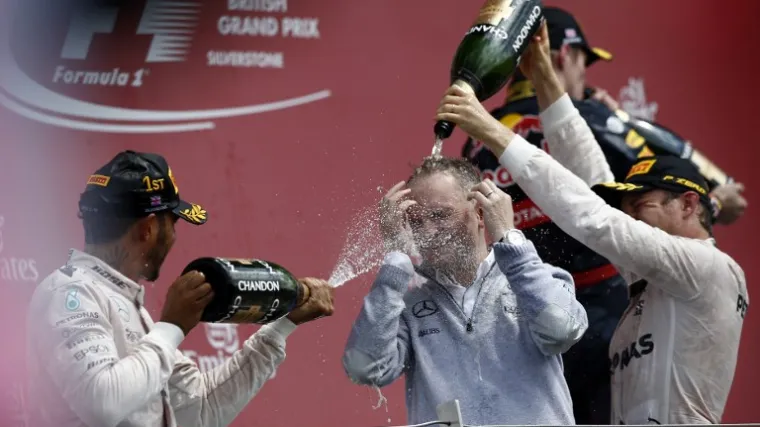 Hamilton slavio unatoč neviđenoj gluposti