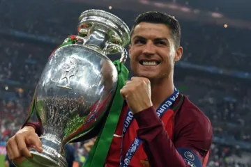 Ronaldo na poluvremenu u&scaron;ao u svlačionicu i bacio suigrače u trans