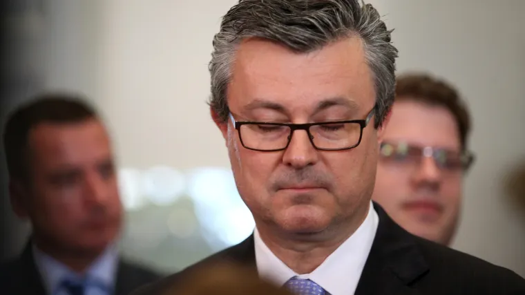 Ore&scaron;ković na Vladi govorio o svom ljetovanju: 'To su laži! Narod će prepoznati da se radi o kampanji'