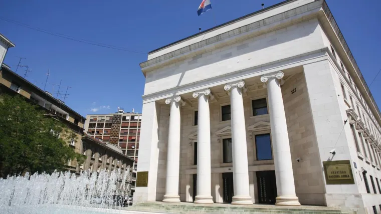 HNB podigao procjenu gospodarskog rasta u ovoj godini na 2,3 posto