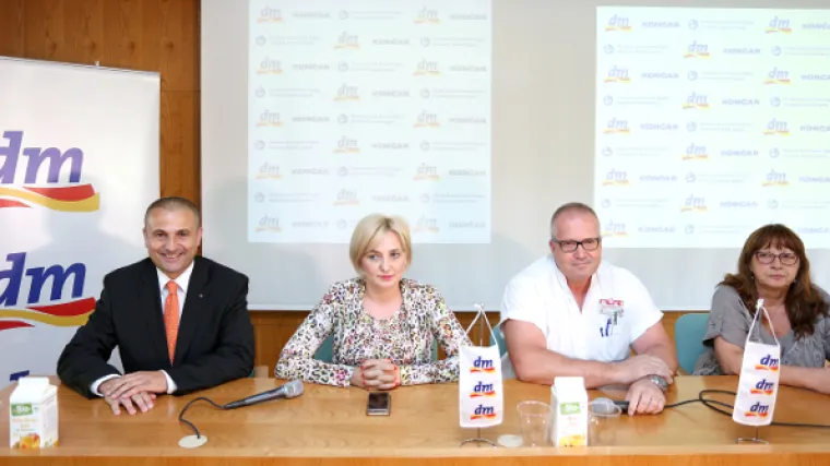 Donacija dm-a za lak&scaron;u mobilnost pacijenata Klaićeve bolnice